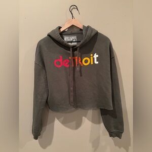 Detroit cropped hoodie in olive green size medium well done goods sweatshirt